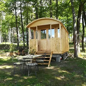 La roulotte de Milo Camping